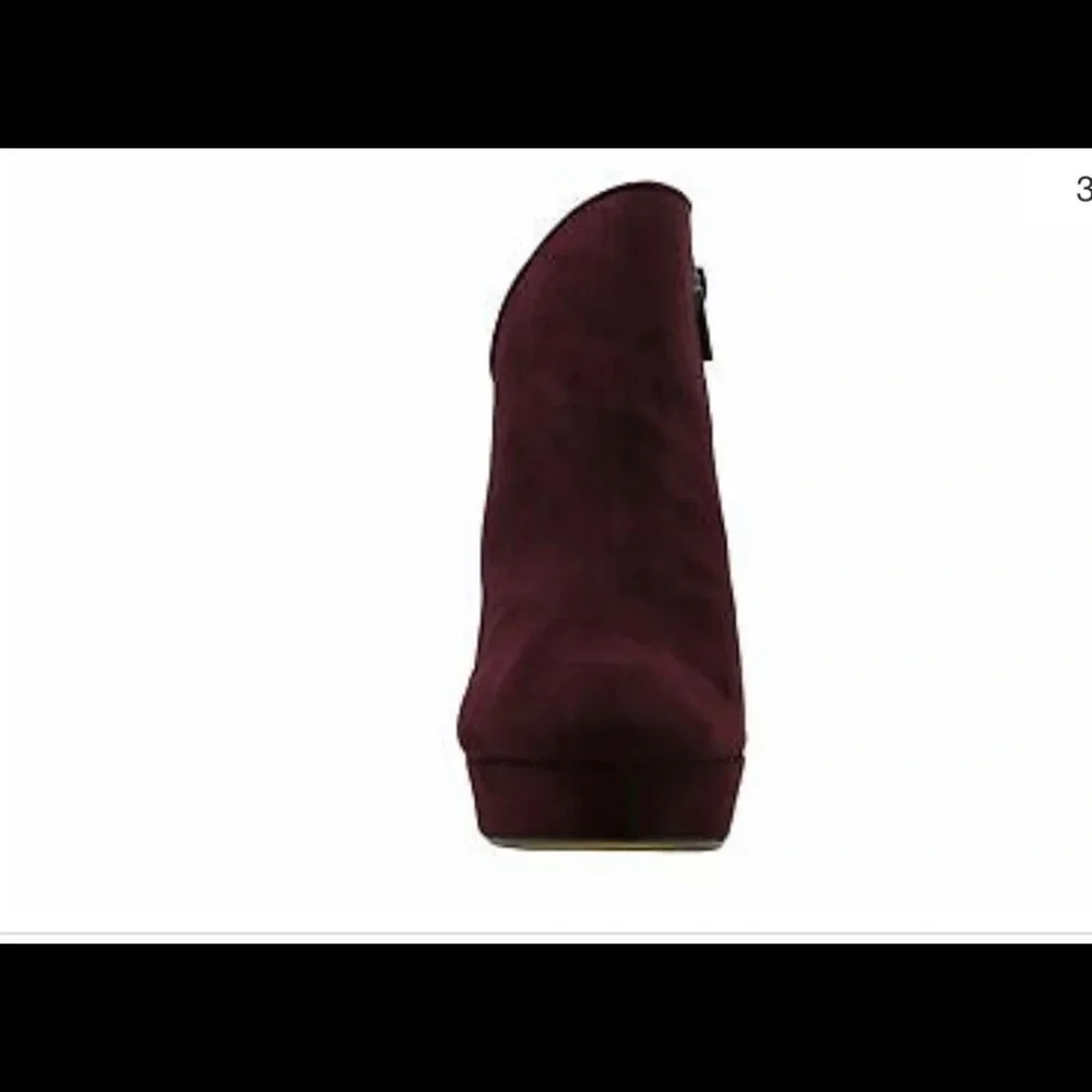 Jessica Simpson Raxen - Picture 2 of 3